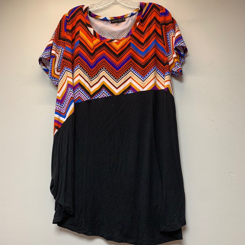 Monnuro Tunic Top Women 3X Multicolor Excellent Chevron Geometric Short Sleeve - Picture 1 of 7